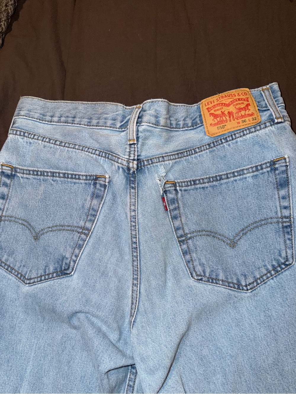 Levi’s baggy jeans